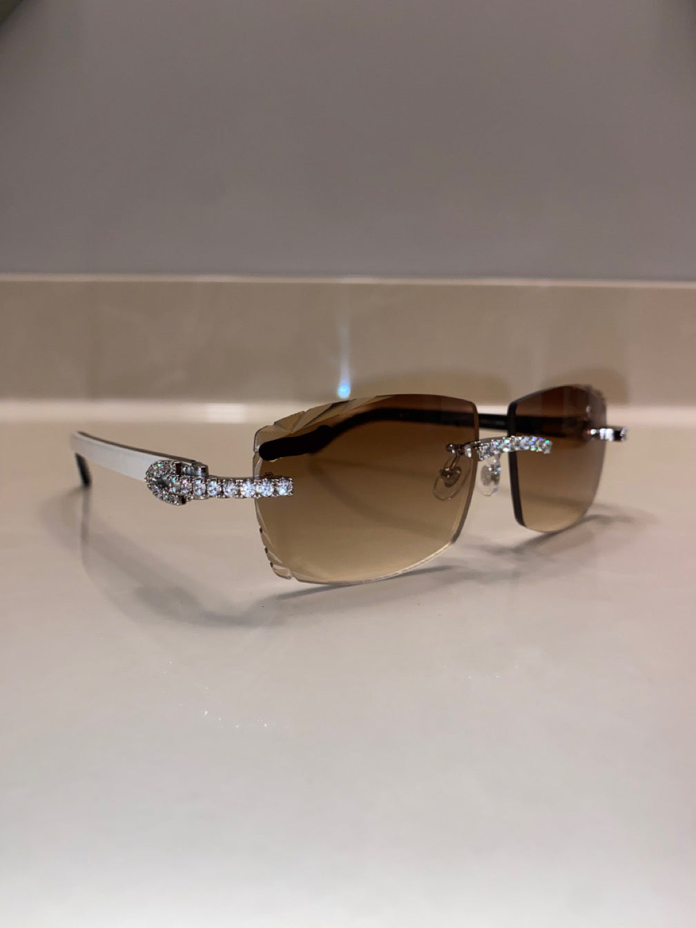 Diamond Silver Hennessy White Buffs Cut Lens