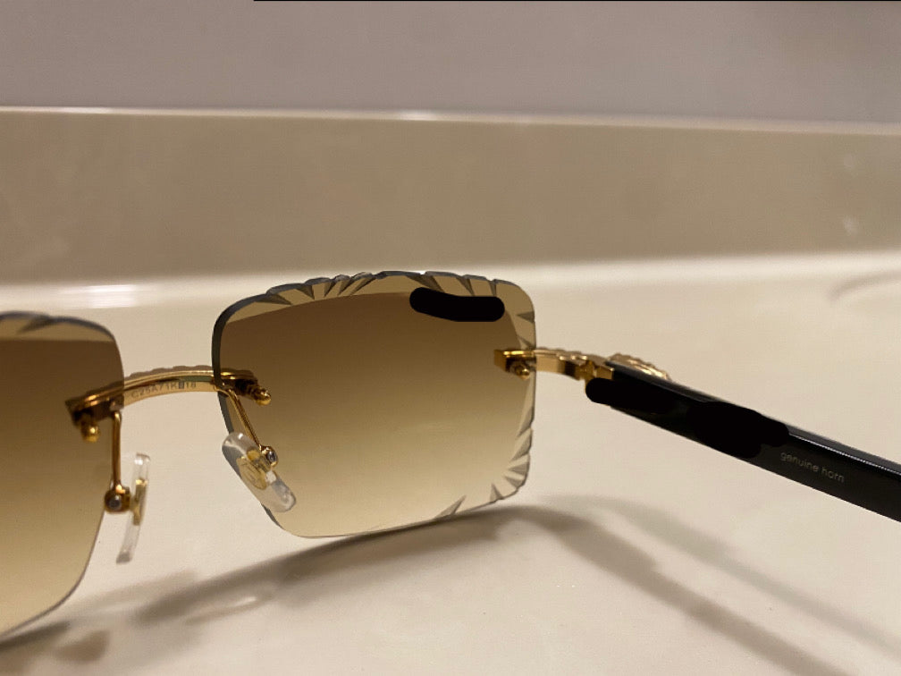 White Buffs Hennessy Large Cut Lens Diamond Frame