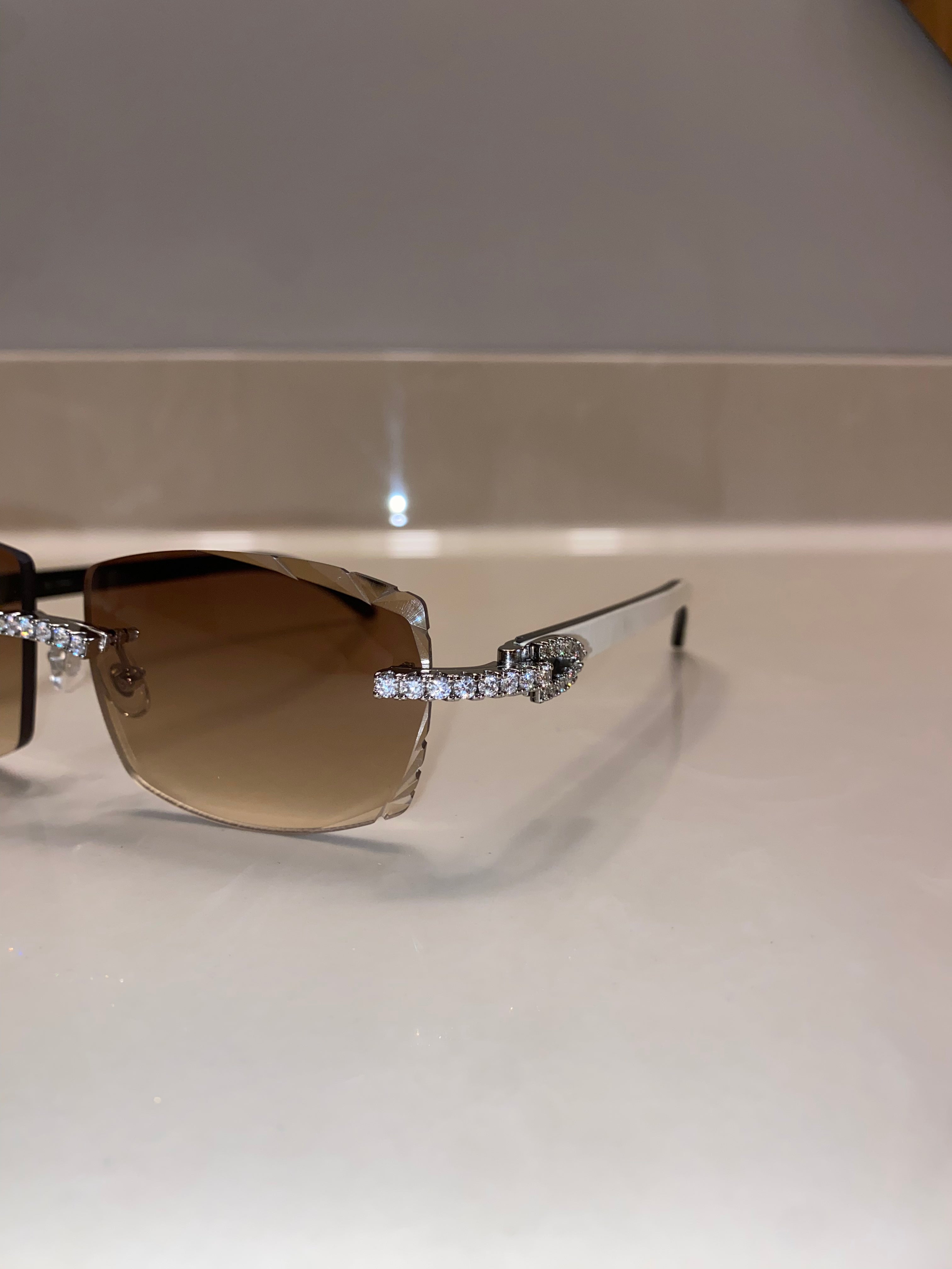 Diamond Silver Hennessy White Buffs Cut Lens