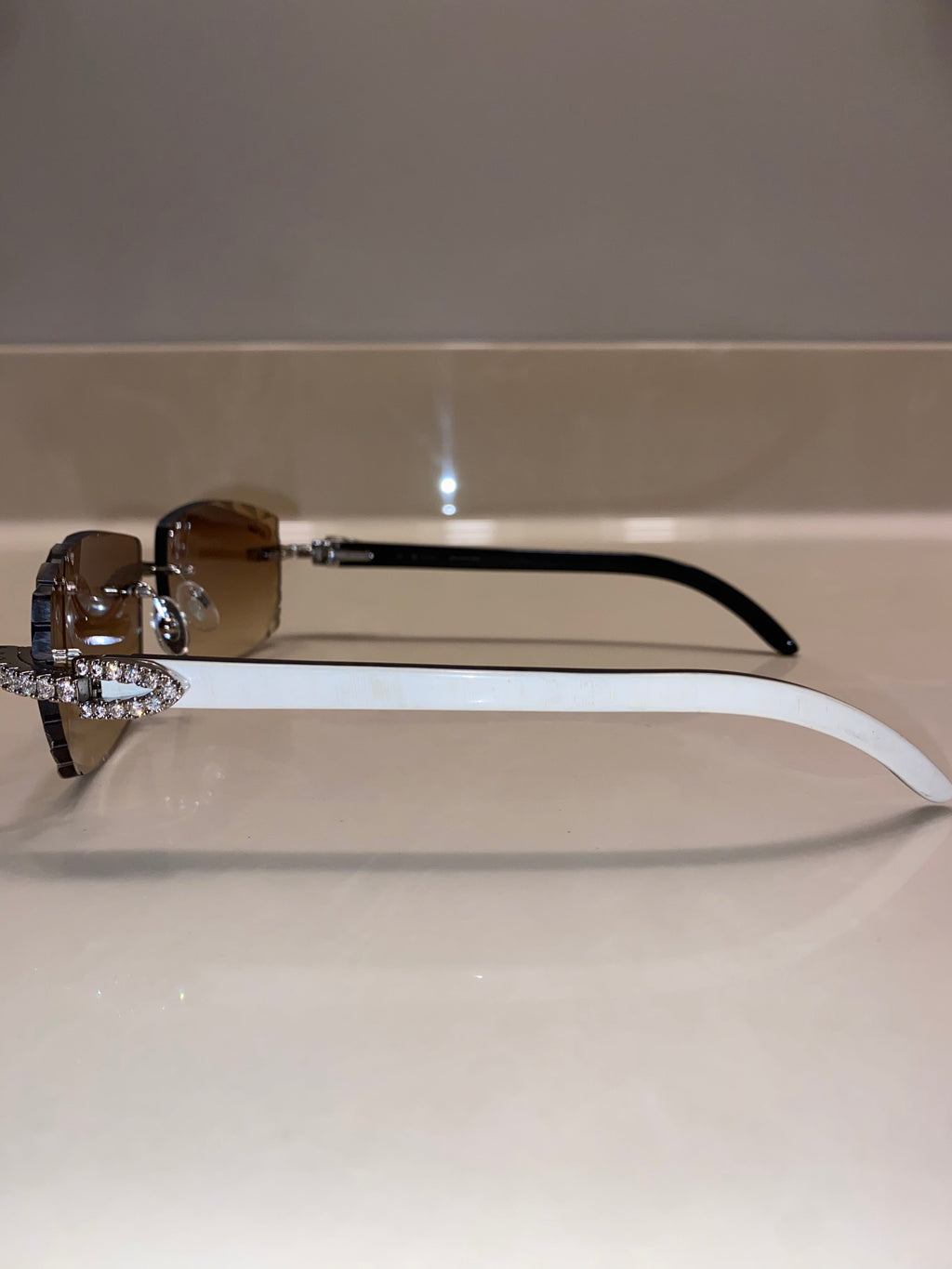 Diamond Silver Hennessy White Buffs Cut Lens