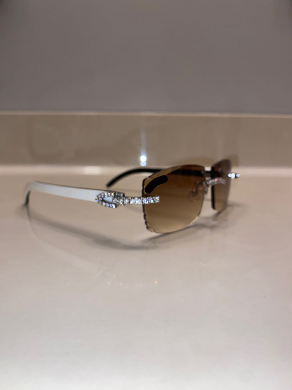 Diamond Silver Hennessy White Buffs Cut Lens