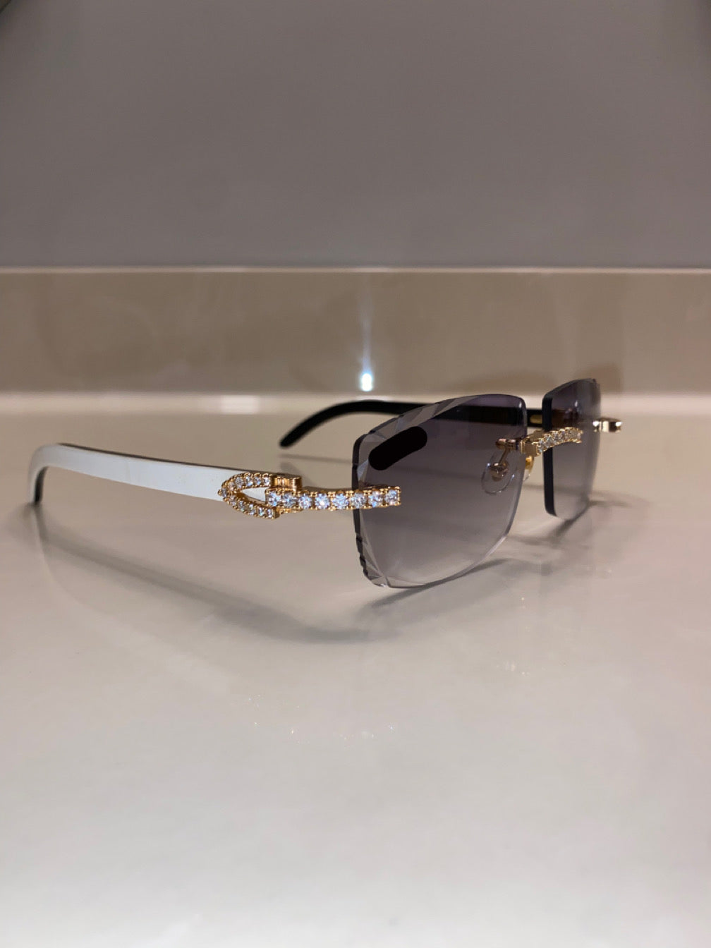 Diamond Gold White Buffs Faded Grey Cut Lens