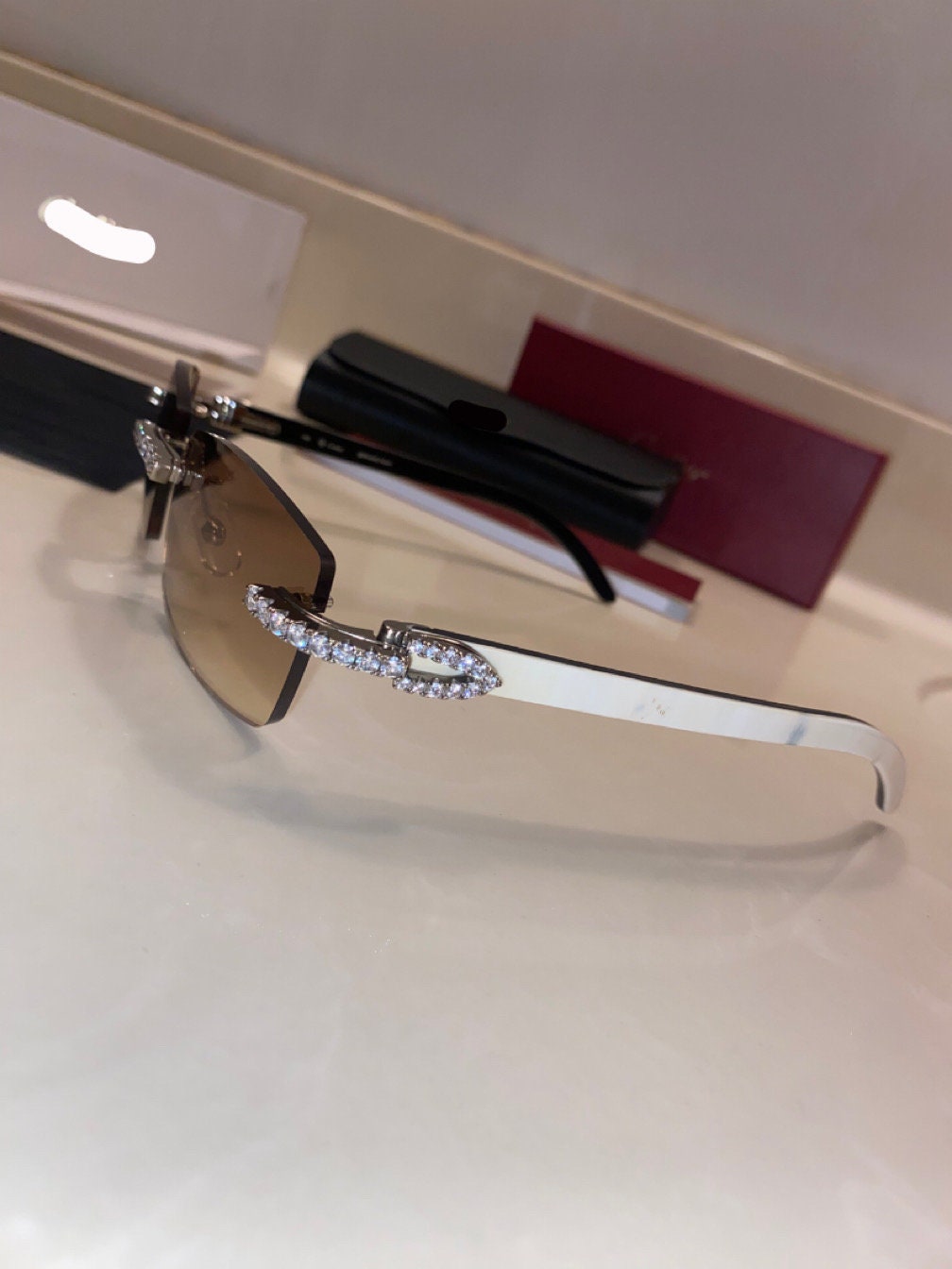 Classic Hennessy Silver/Gold Diamond White Buffs