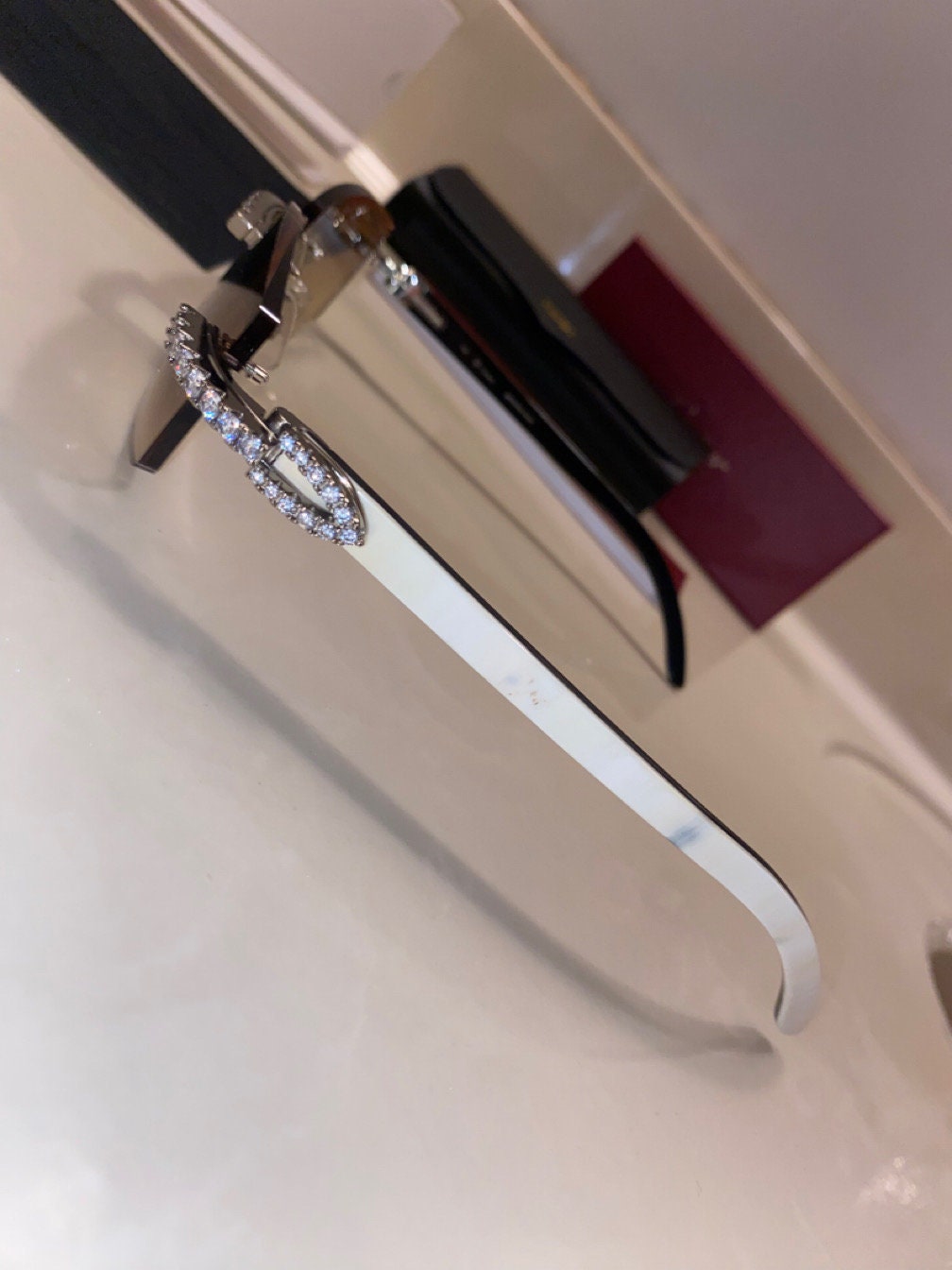 Classic Hennessy Silver/Gold Diamond White Buffs