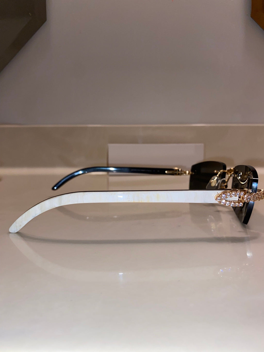 White Buffs Black Tinted Lens Diamond Frame Classic Size