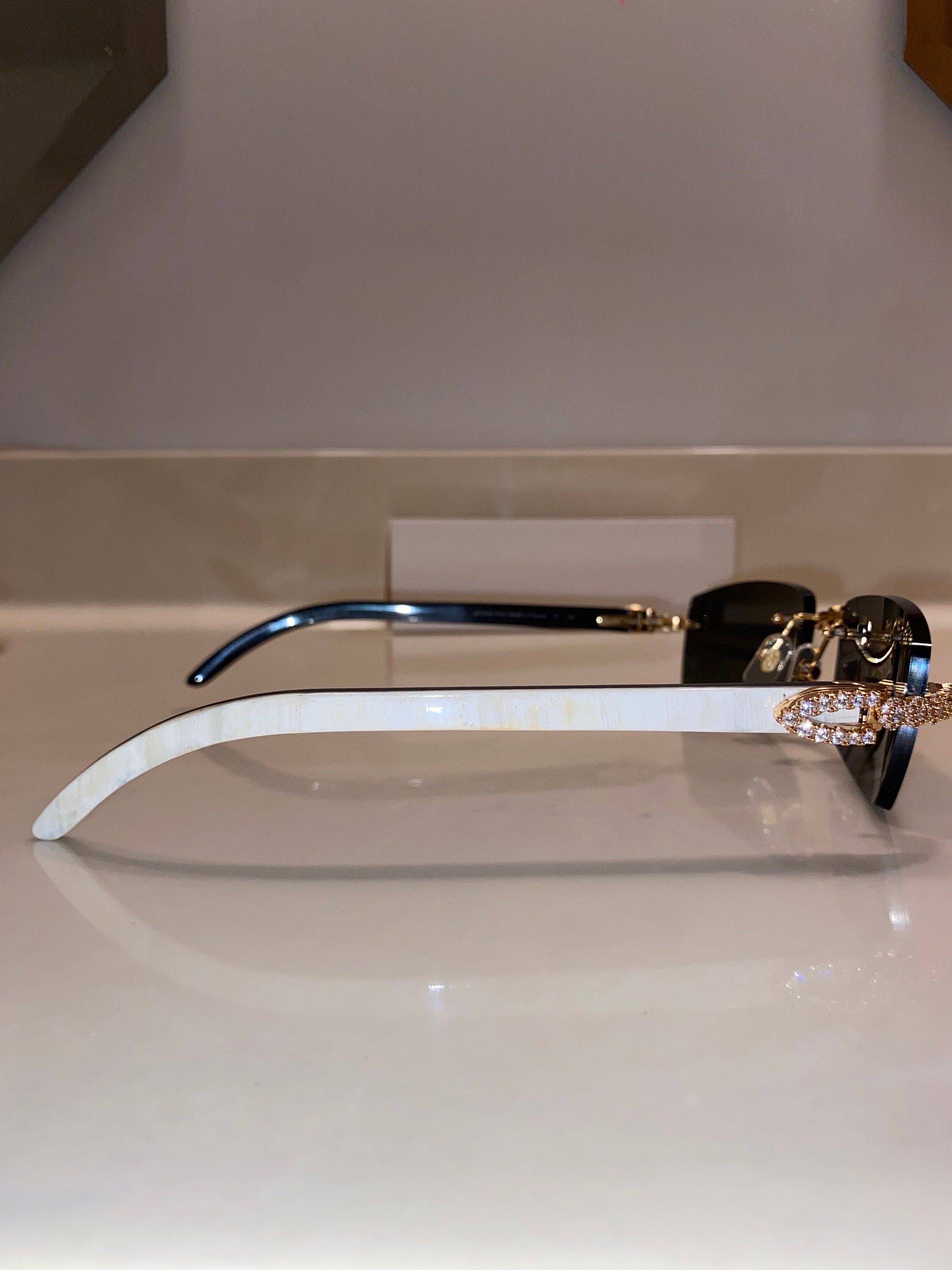 White Buffs Black Tinted Lens Diamond Frame Classic Size