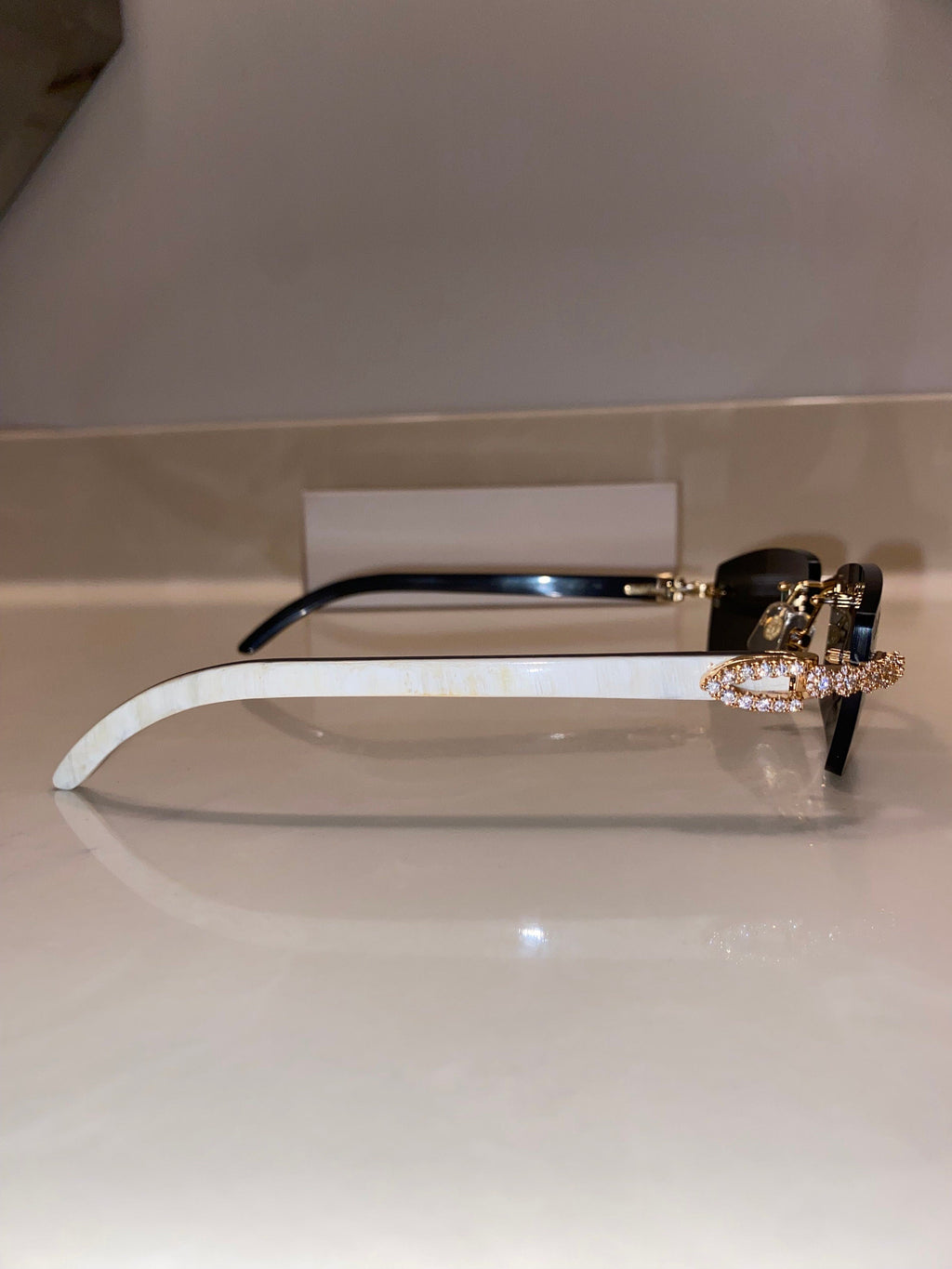 White Buffs Black Tinted Lens Diamond Frame Classic Size