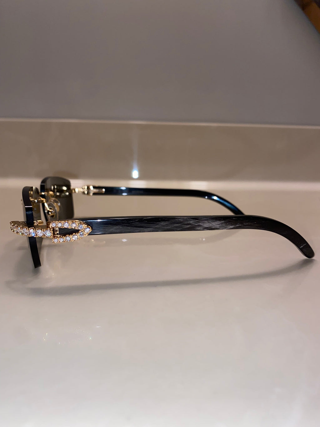 Classic Black Lens Gold Diamond Frame Black Buffs