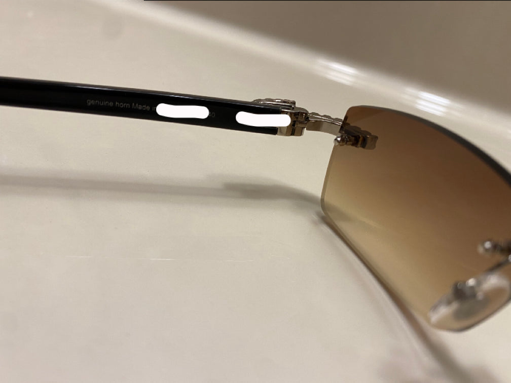 Diamond Black Buffs Gold Frame Hennessy Tint Classic