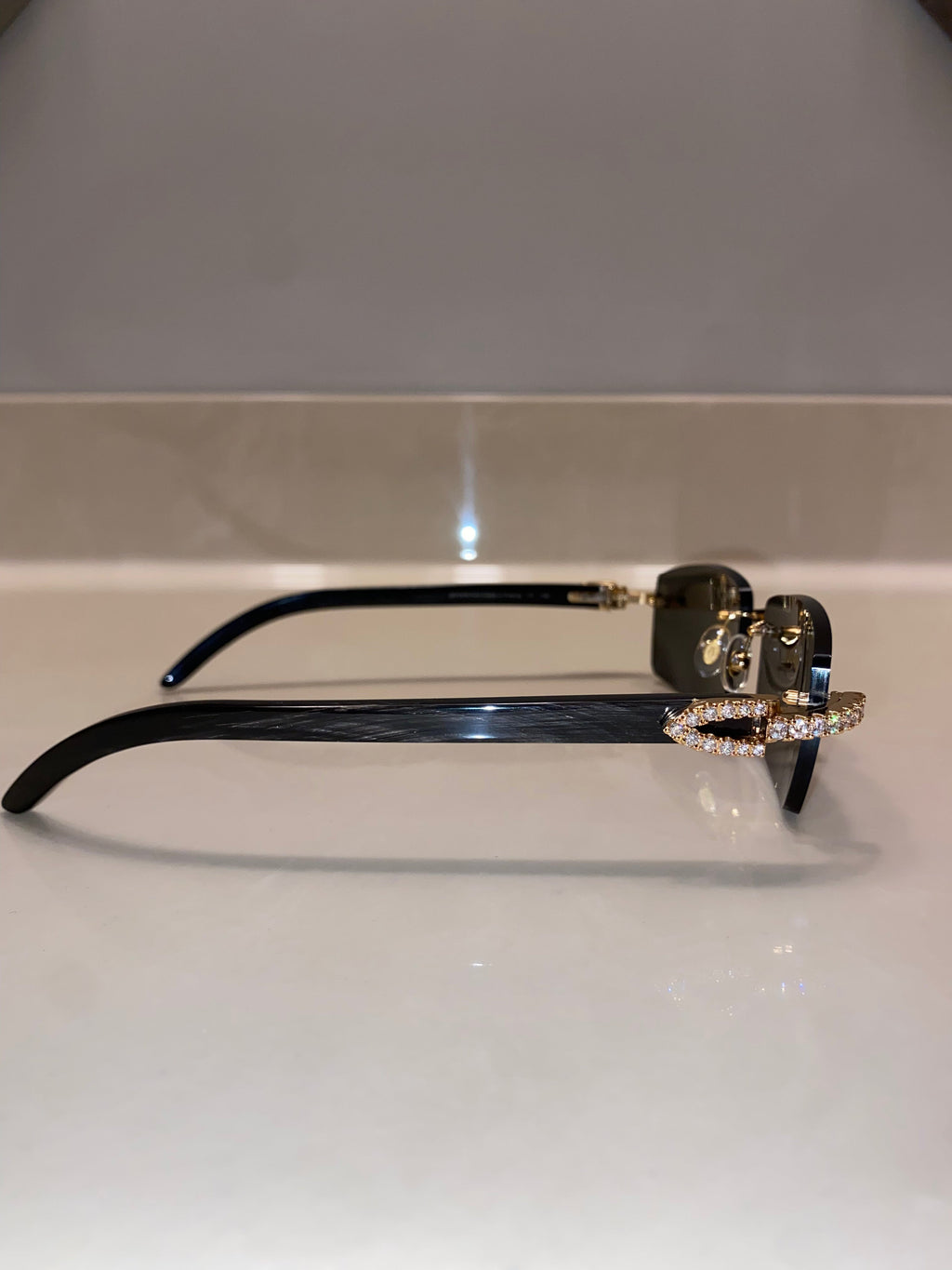 Classic Black Lens Gold Diamond Frame Black Buffs